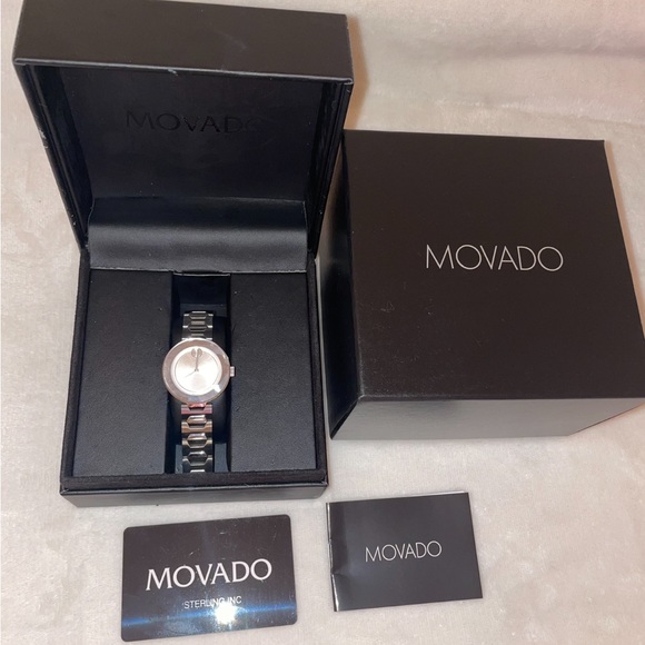 Authentic Movado Bold Ceramic stainless steel watch - Picture 3 of 7